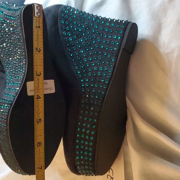 NEW Women’s Black Synthetic Suede Celtics Ankle Boots,Green Rhinestone Wedge - Picture 11 of 11